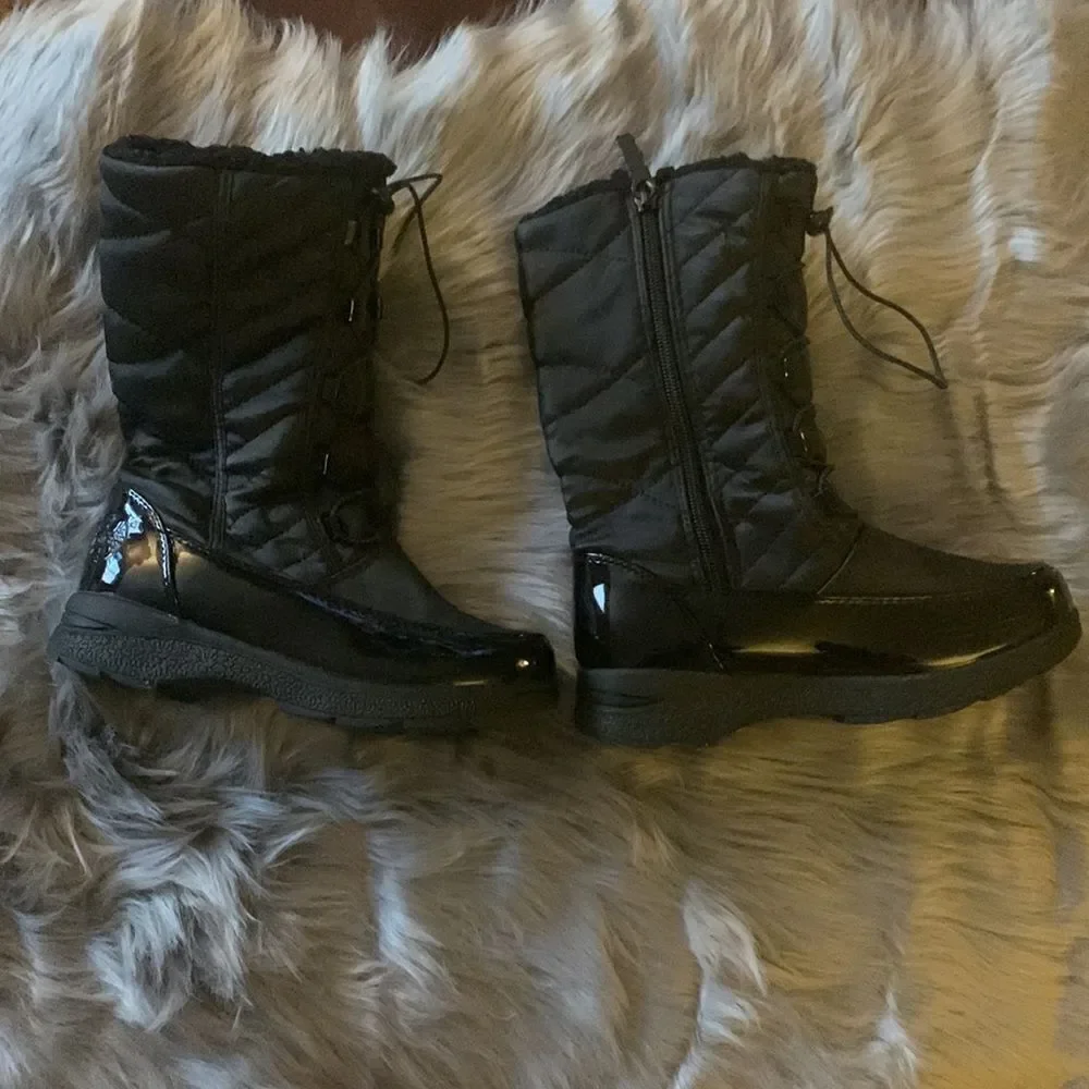 Totes snow boots. Size 2.